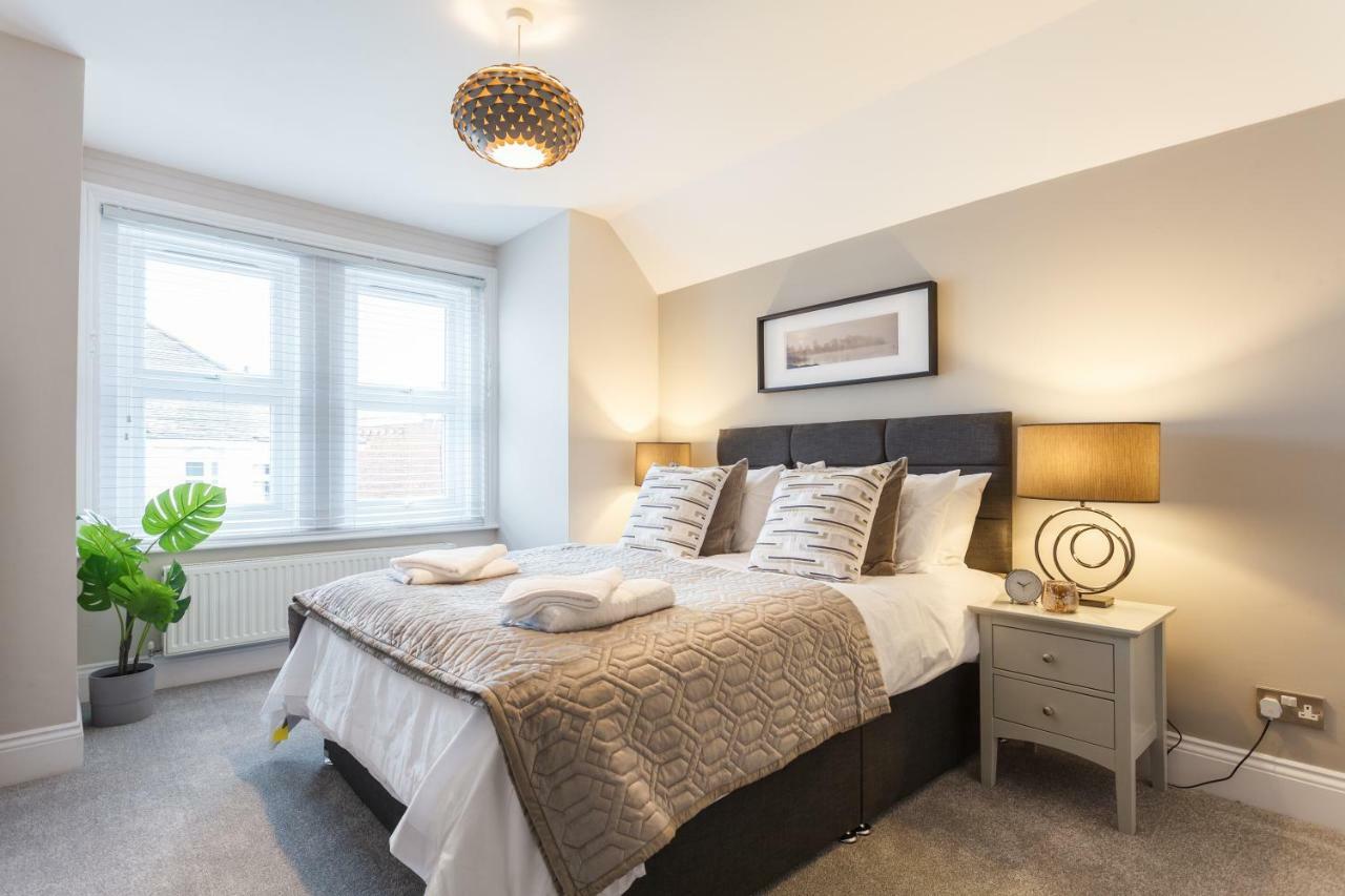 Stylish Town Centre House - 300Mbps, Parking & Sunny Decking Apartment Bournemouth Ngoại thất bức ảnh
